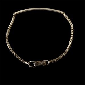 Avon gold tone bar bracelet delicate vintage